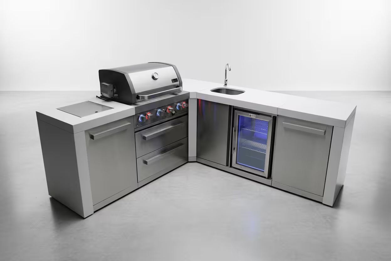 Mont Alpi 400 Deluxe Island with a 90 Degree Corner and Beverage Center - Mont Alpi Canada