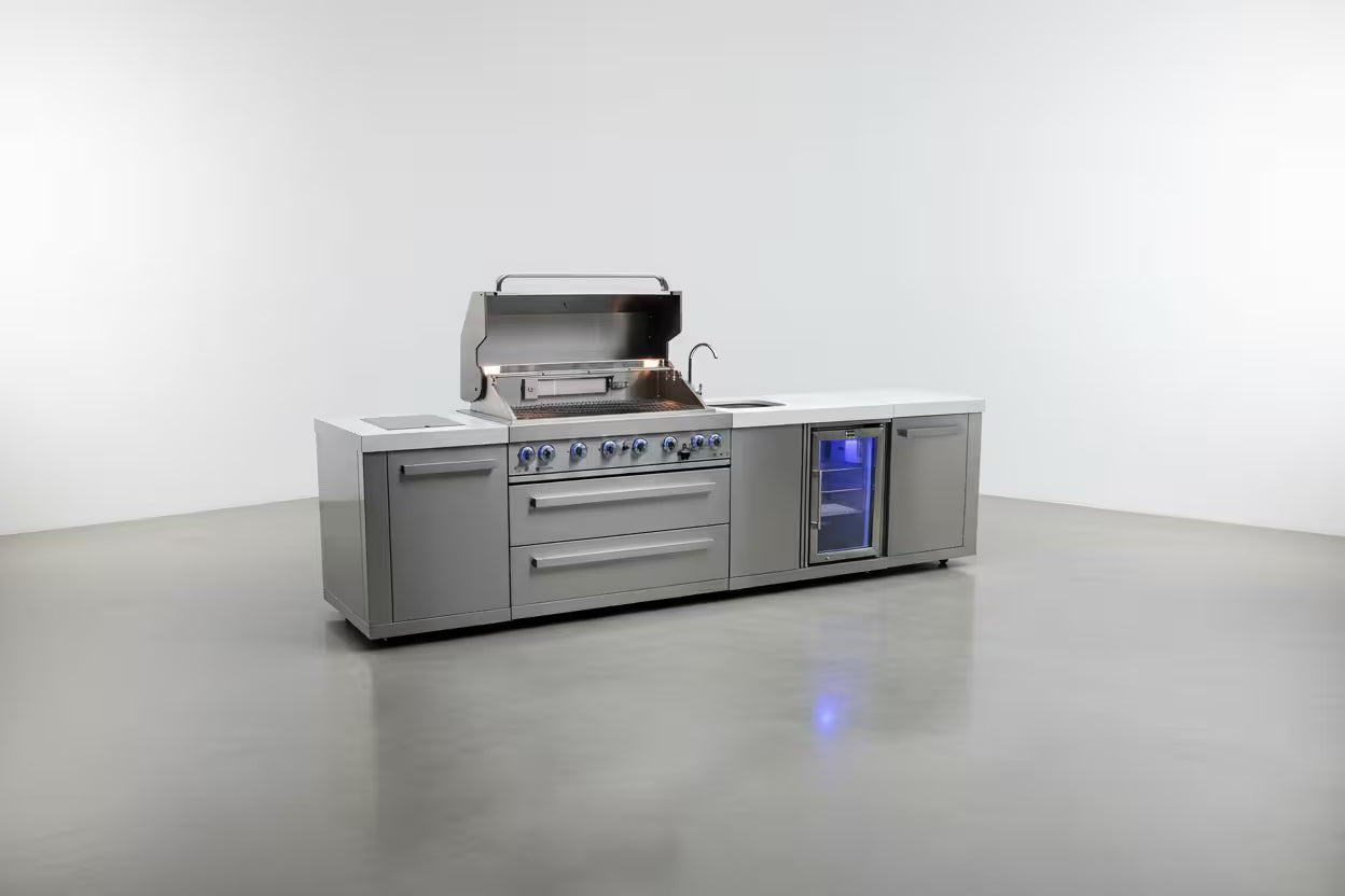 Mont Alpi 805 Island with a Beverage center - Mont Alpi Canada