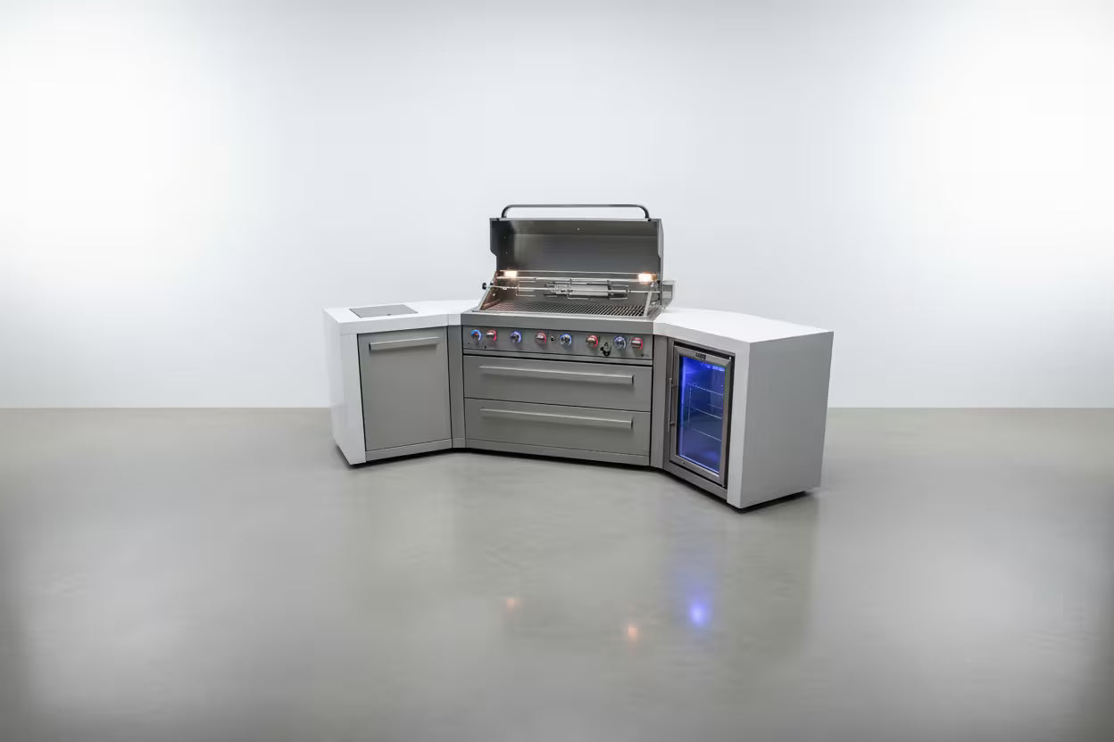 Mont Alpi 805 Deluxe Island with 45 Degree Corners and a Fridge Cabinet - Mont Alpi Canada