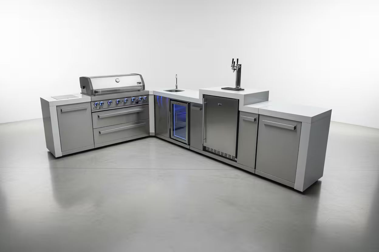 Mont Alpi 805 Deluxe Island with a 90 Degree Corner, Kegerator and Beverage Center - Mont Alpi Canada