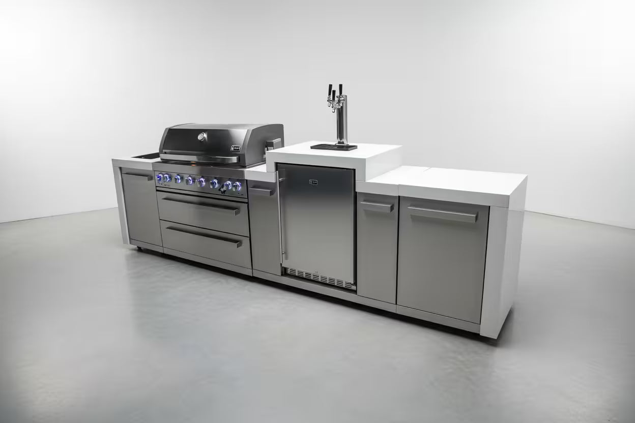 Mont Alpi 805 Deluxe Island with a Kegerator - Mont Alpi Canada